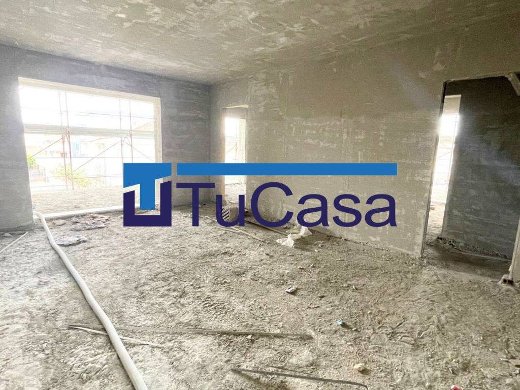 Appartamento a Lusciano in Viale Guglielmo Marconi - Foto 2