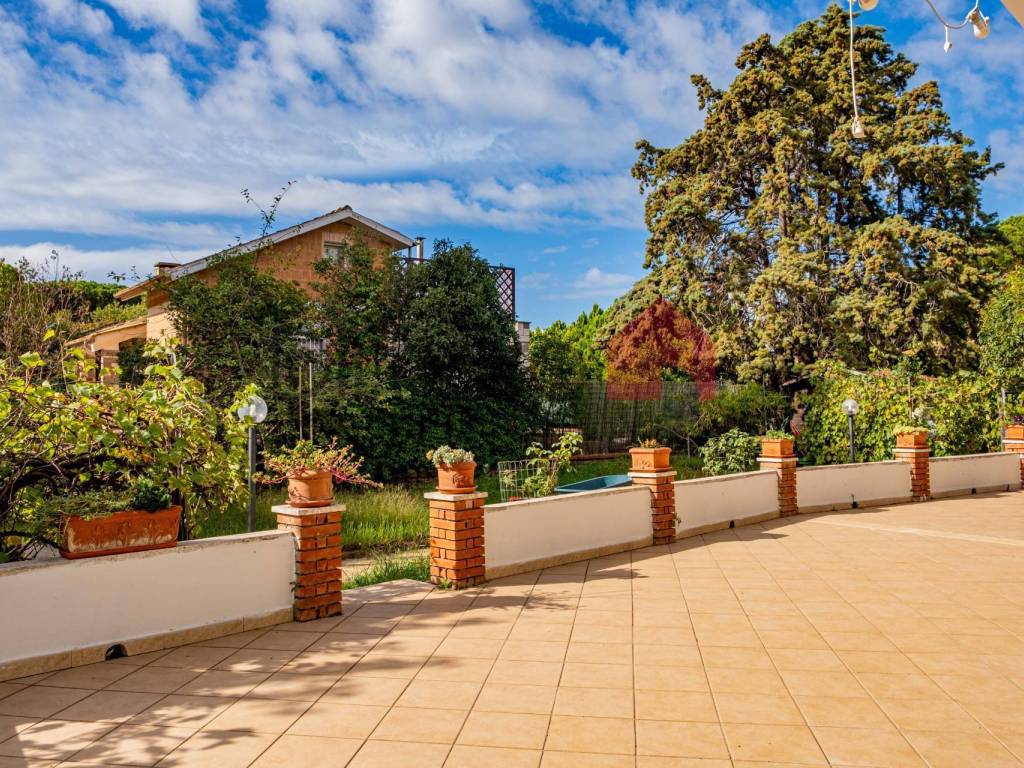 Villa a Tarquinia in via degli Oleandri - Foto 4