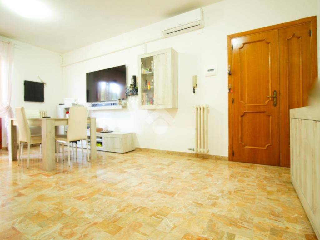 Appartamento a Martinsicuro in Via Amerigo Vespucci, 15 - Foto 4