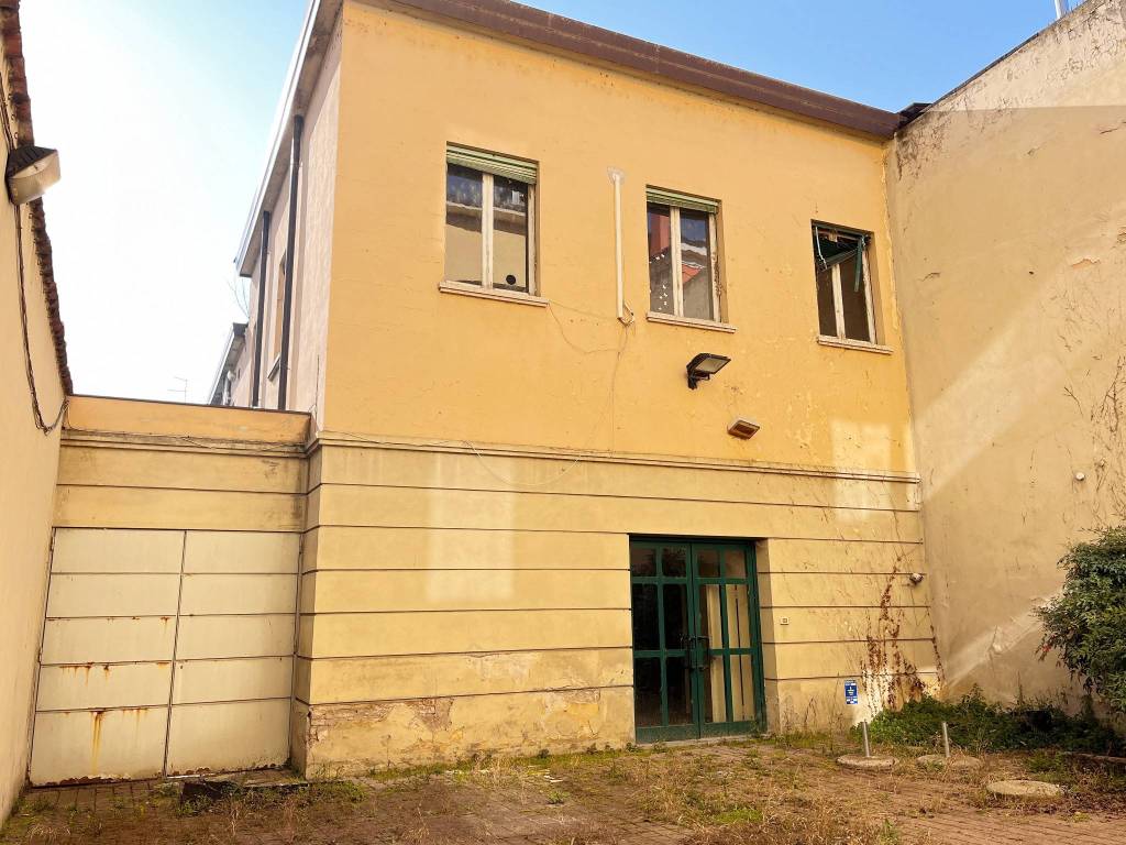 Palazzo / stabile a Mantova in Piazza Don Eugenio Leoni - Foto 5
