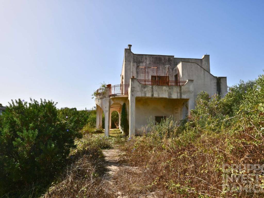 Casa indipendente a Ceglie messapica in Via Italia - Foto 2