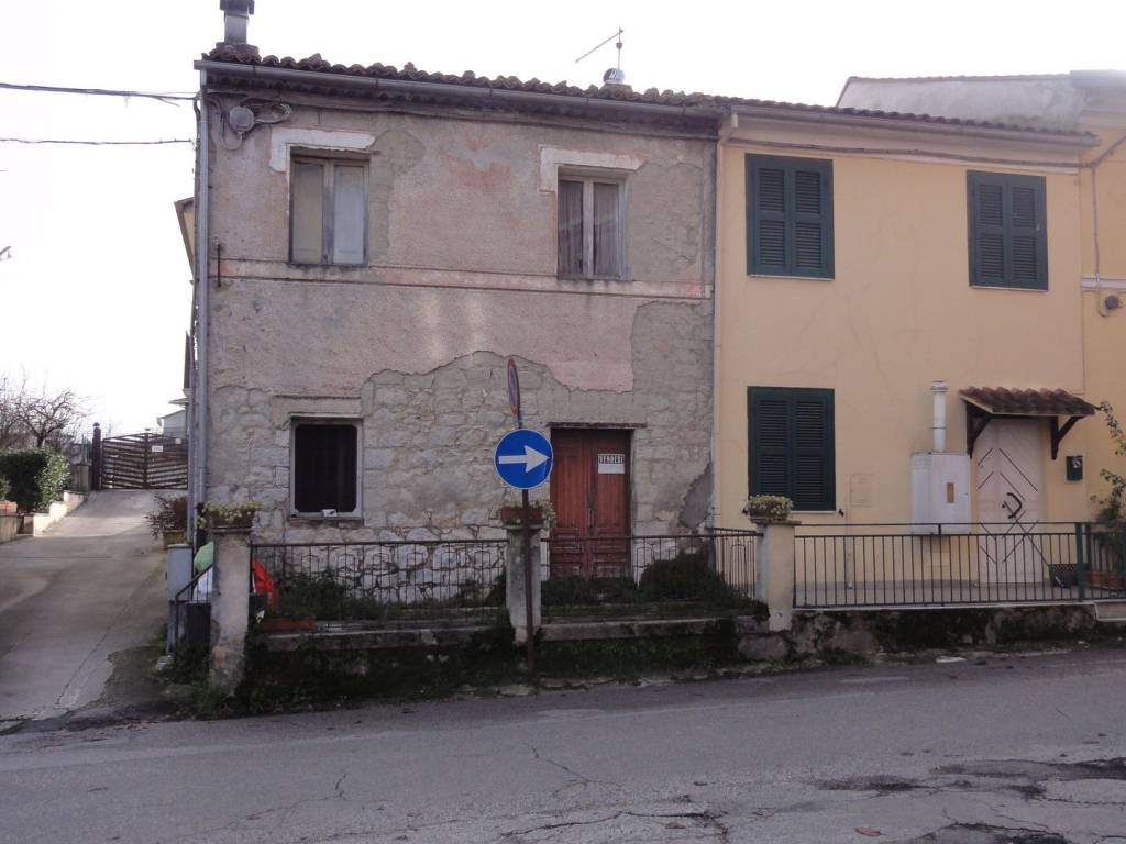 Casa indipendente a Ceccano in Via Madonna del Carmine, 17 - Foto 4