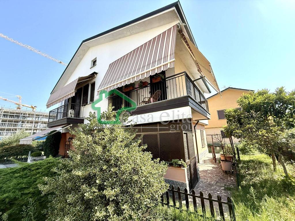 Villa a Lodi in Via Giovanni Pierluigi da Palestrina - Foto 3