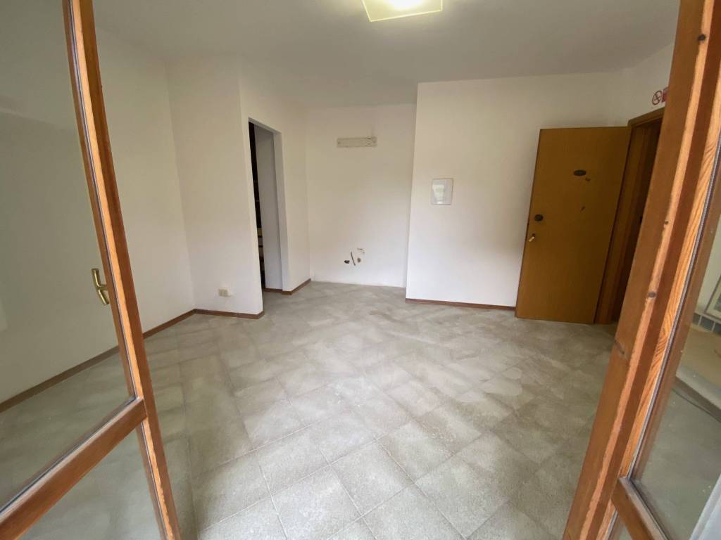 Appartamento a Orbetello in Via Giuseppe Di Vittorio - Foto 3