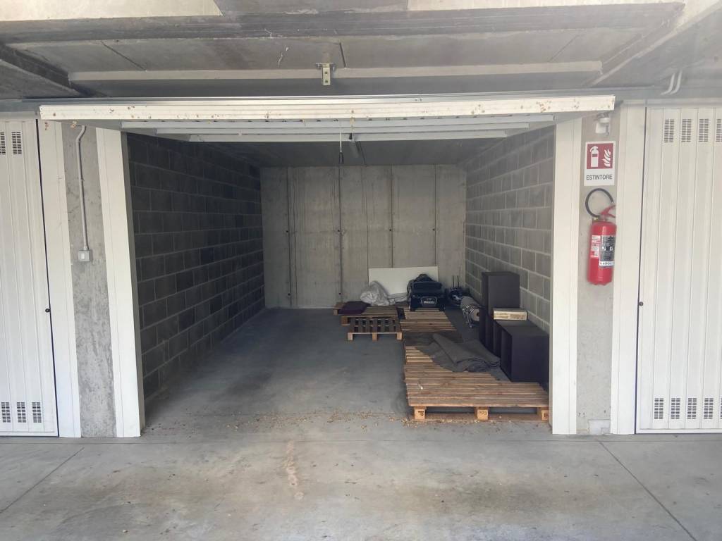 Box / garage a San giovanni lupatoto in Via Lago di Lugano - Foto 3