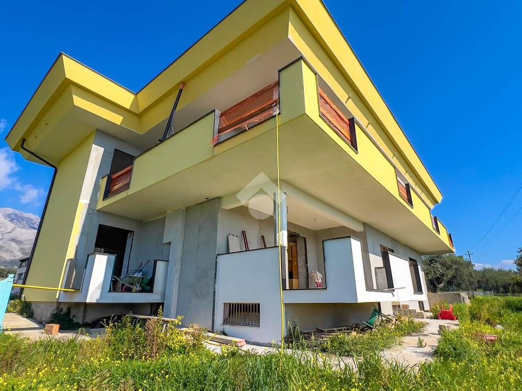 Villa a Formia in Via Variante Appia, 19 - Foto 2