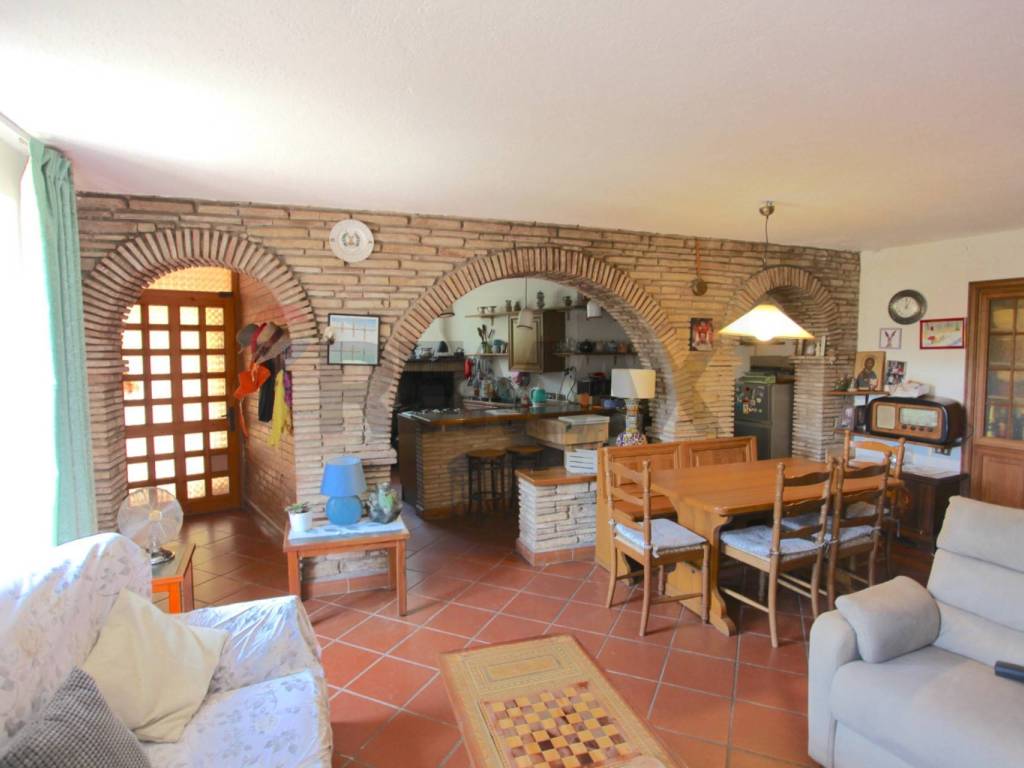 Casa indipendente a Assisi in Via Rocca Sant'Angelo, 46 - Foto 3