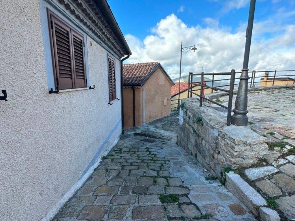 Immobile a Pignola in Via Regina Margherita - Foto 4