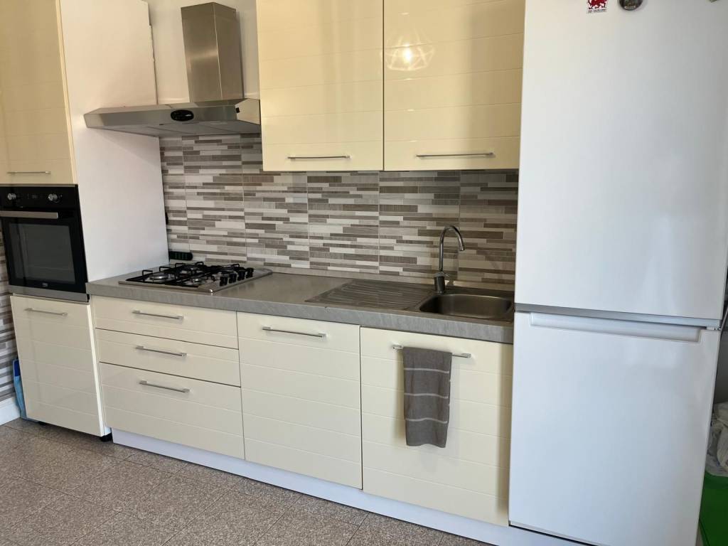 Appartamento a Buttapietra in Via Pionte Grappa - Foto 3