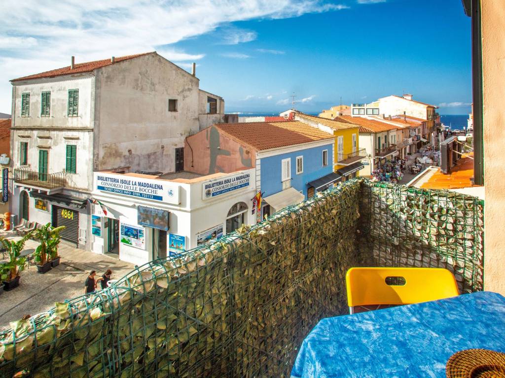 Appartamento a Santa teresa gallura in Via Carlo Felice, 22 - Foto 3
