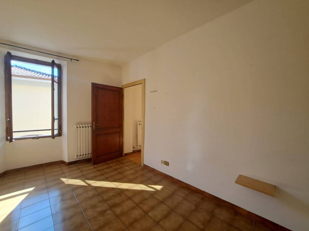 Appartamento a Porto valtravaglia in Via Roma, 21 - Foto 5