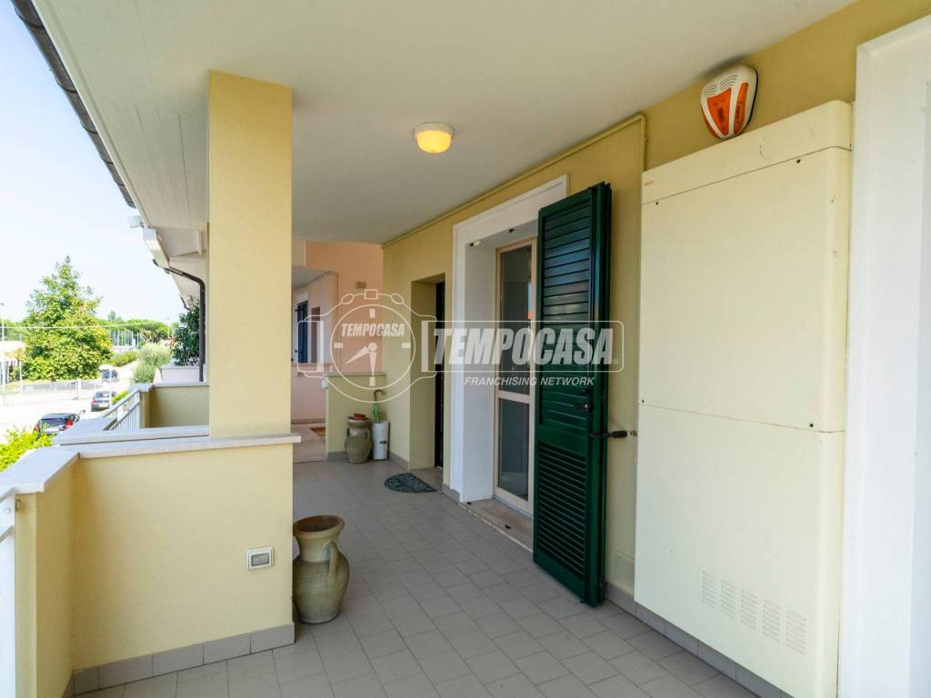 Appartamento a Civitanova marche in Strada del Casone 21 - Foto 4