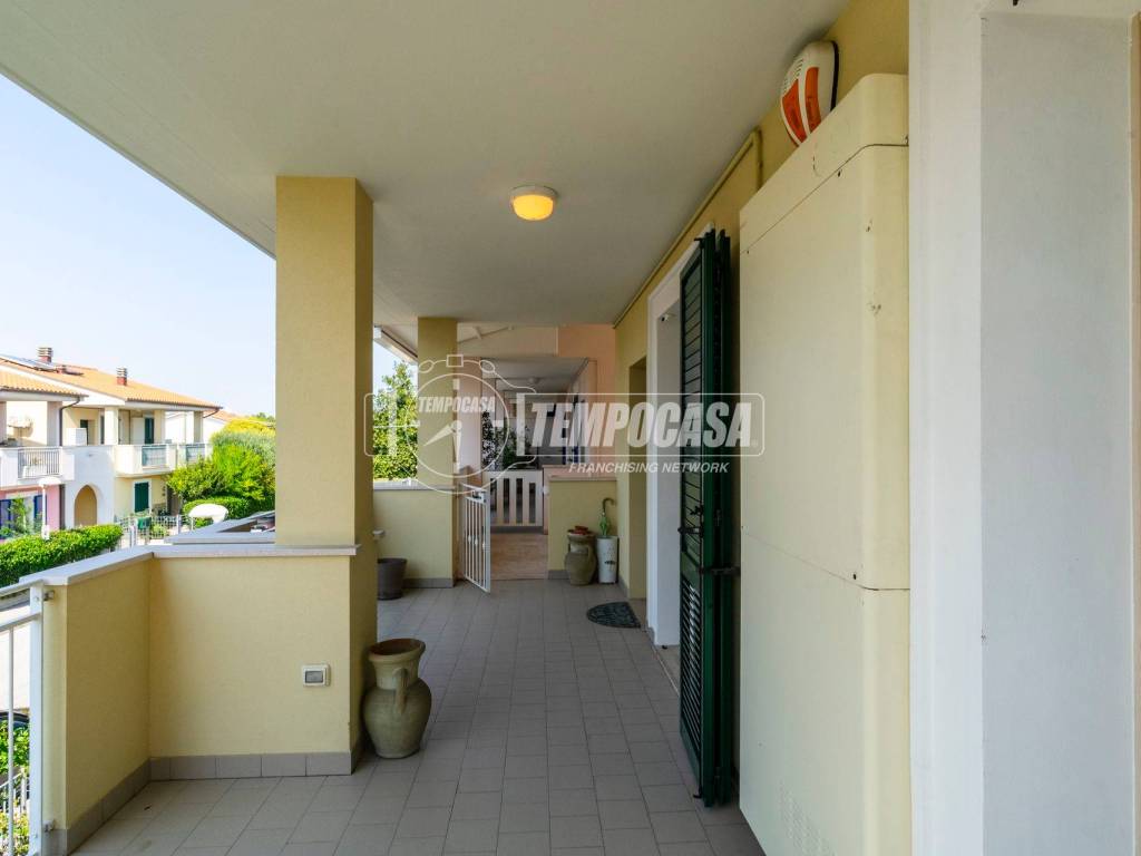 Appartamento a Civitanova marche in Strada del Casone 21 - Foto 5