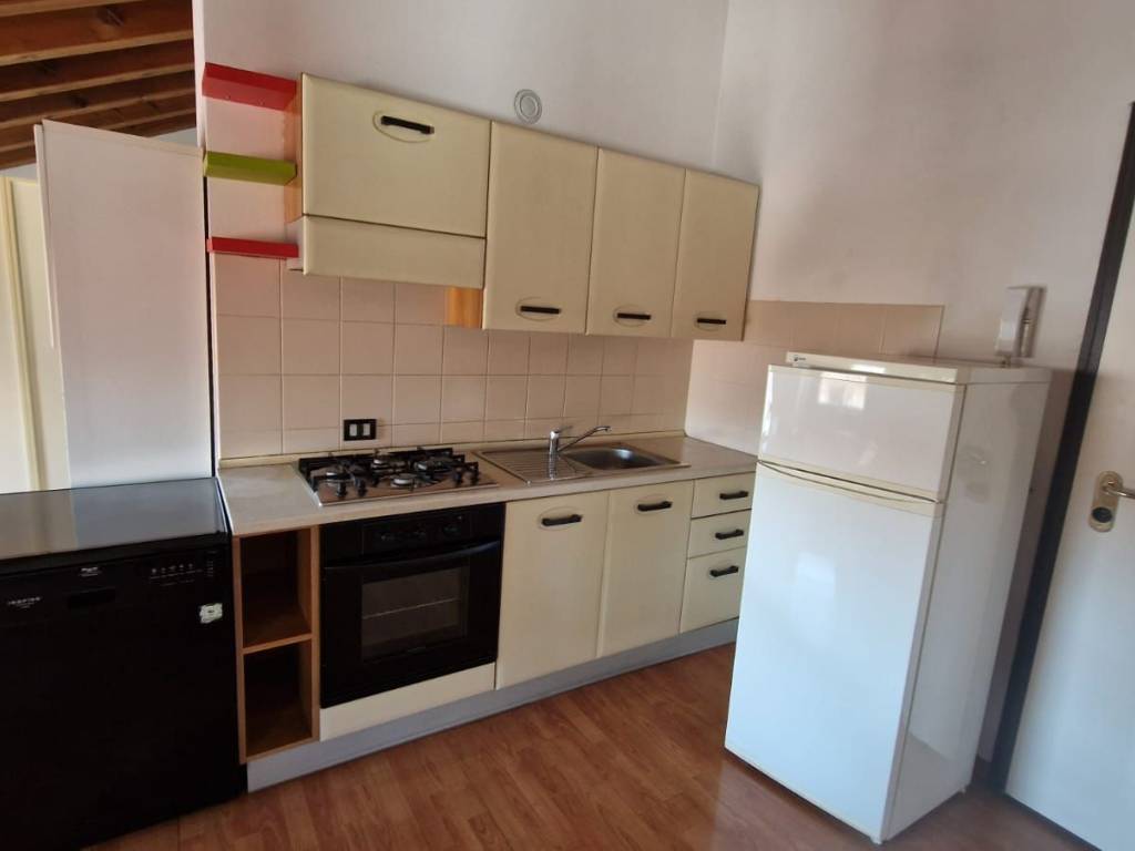 Appartamento a Udine in Via Pracchiuso, 69 - Foto 2