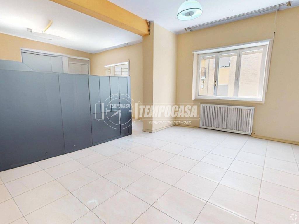 Appartamento a San benedetto del tronto in Via Piemonte - Foto 3