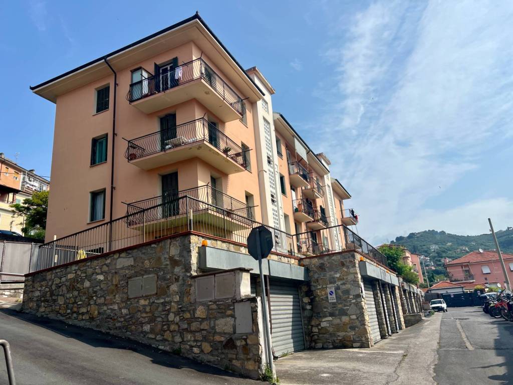 Appartamento a Imperia in Via Santa Lucia, 37 - Foto 3