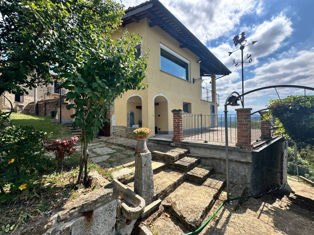 Casa indipendente a Cigliè in Piazza Castello, 14 - Foto 2