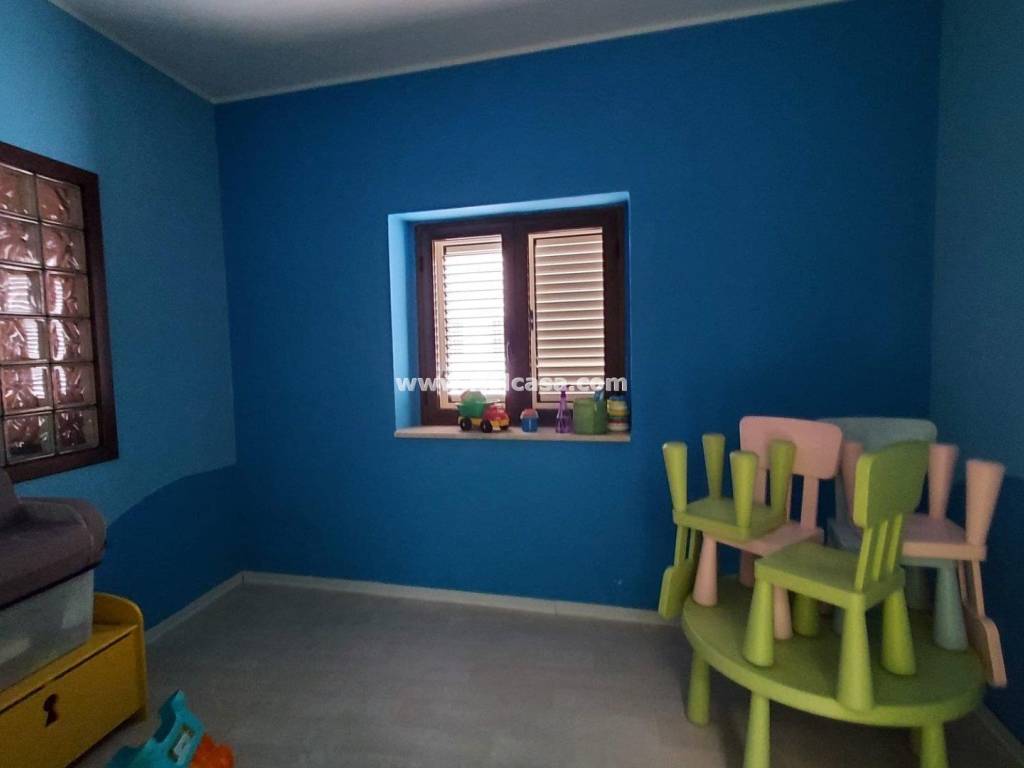 Immobile a Crotone in via spiaggia delle forche esterna - Foto 4