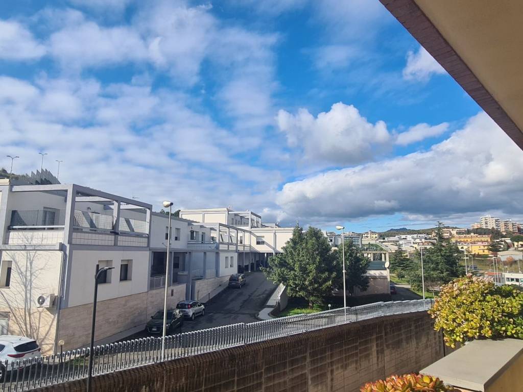 Appartamento a Catanzaro in Via Luigi Marsico, 12 - Foto 5