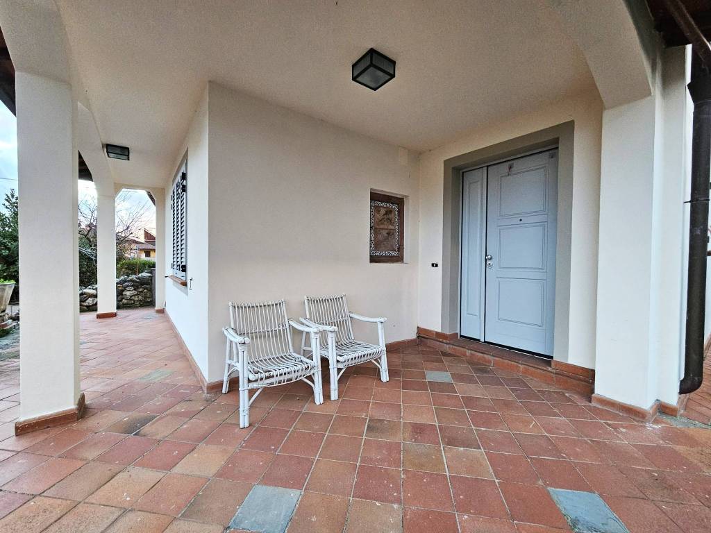 Villa a Castelfranco piandisco in Via Pietro Mascagni - Foto 2