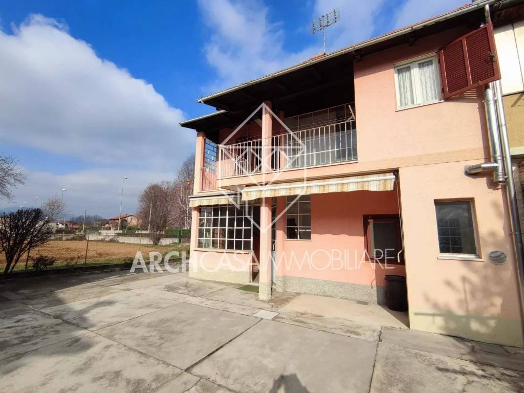 Casa indipendente a Boves in Via Santuario 23. - Foto 2