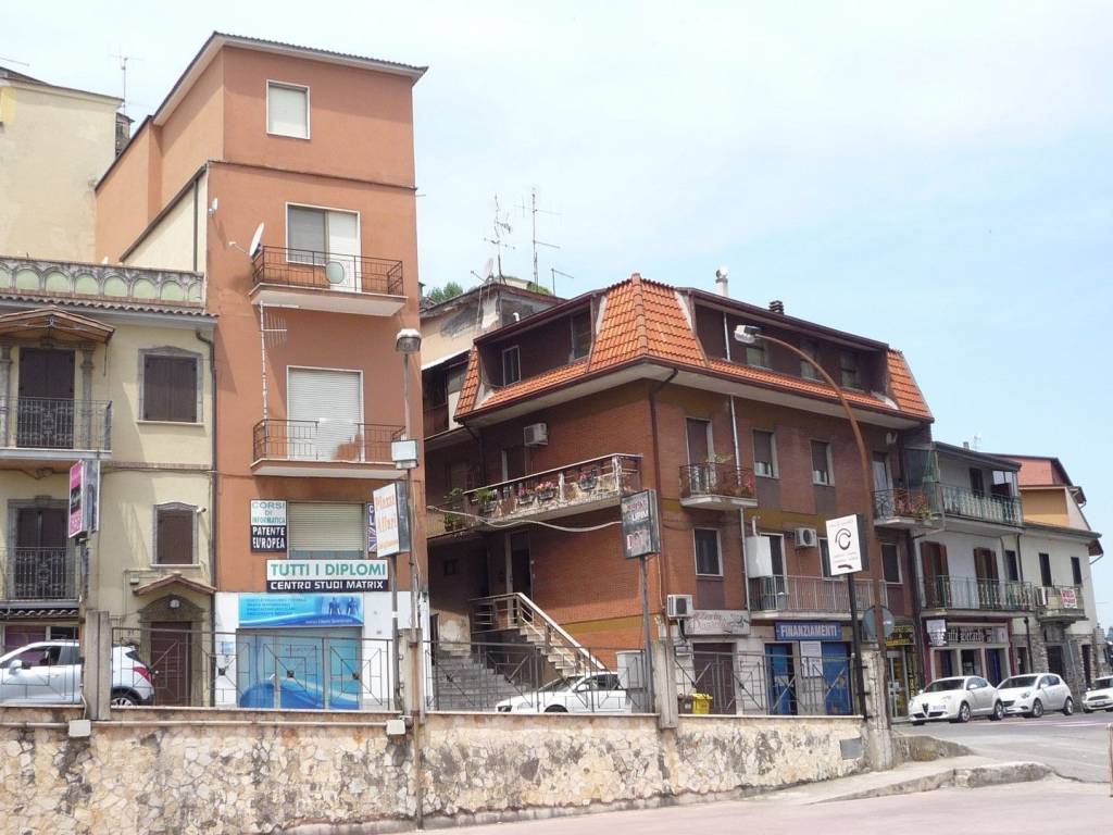 Appartamento a Ceccano in Piazza Berardi - Foto 2
