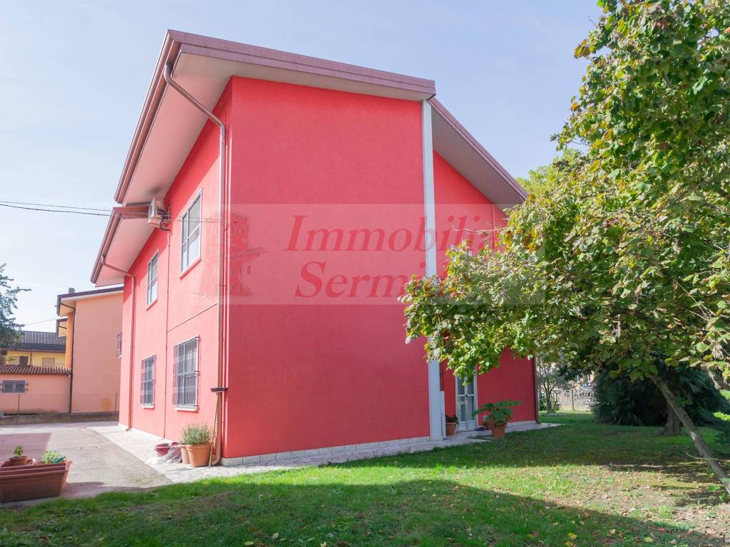 Villa a Sermide e felonica in Via Milazzo - Foto 5