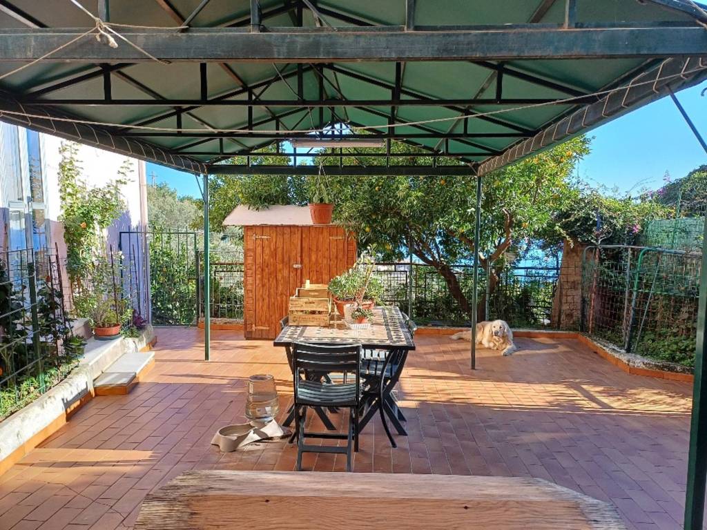 Villa a Alassio in Via Privata Angelo Vigo, 107 - Foto 3