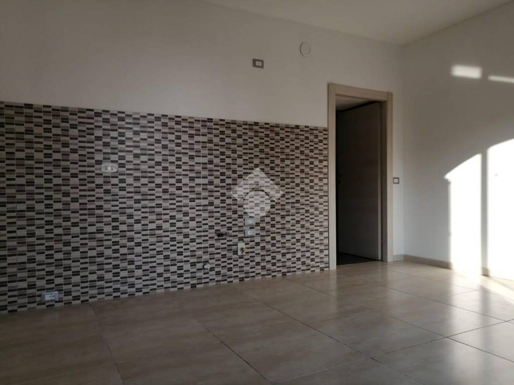 Appartamento a Cremona in Via Ferruccio Ghinaglia, 5 - Foto 2