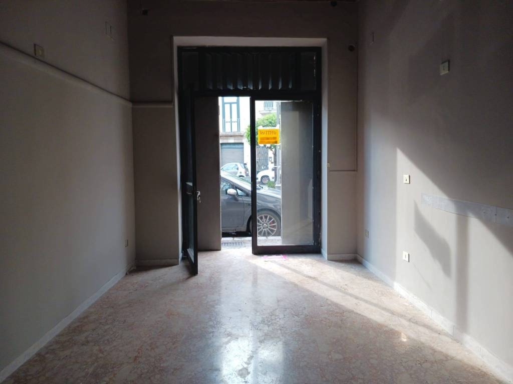 Immobile a Mercato san severino in Piazza Giuseppe Garibaldi - Foto 2