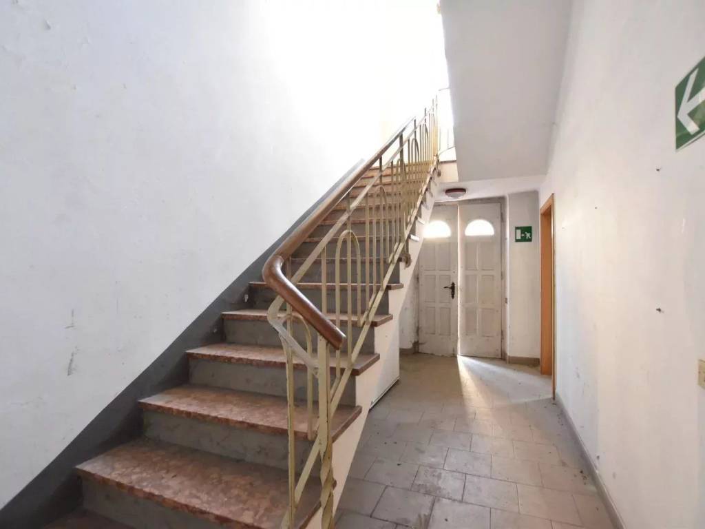 Casa indipendente a Egna in via roma - Foto 5