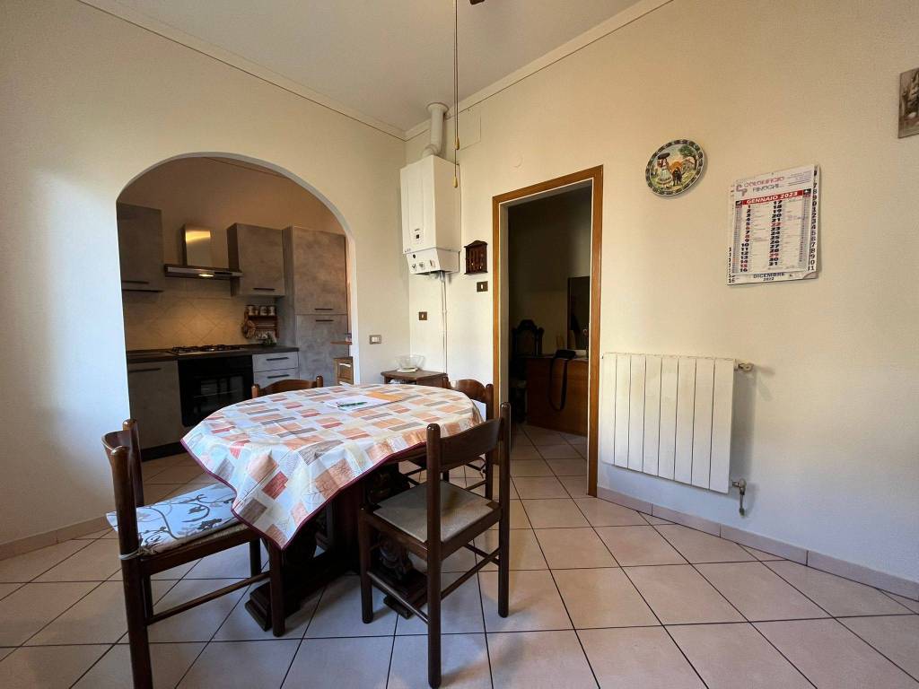 Appartamento a Pontedera in Via Antonio Pacinotti - Foto 2