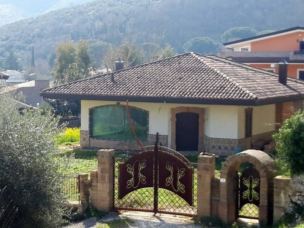 Villa a Airola in Via Murata - Foto 2
