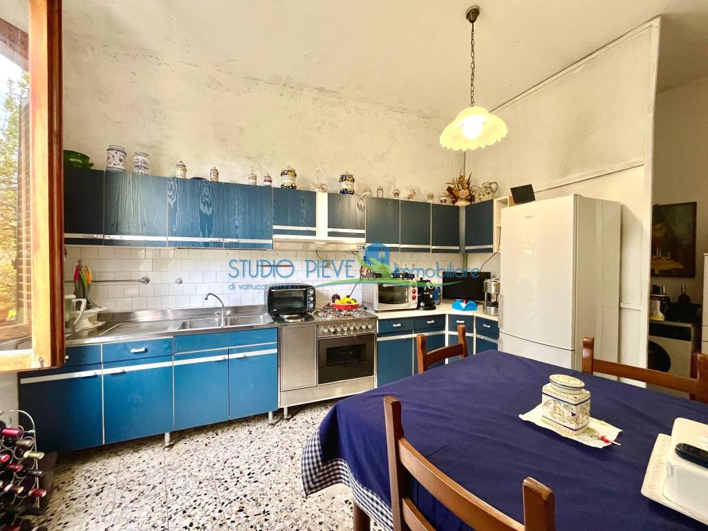 Casa indipendente a Monsummano terme in Via Cesare Battisti - Foto 2