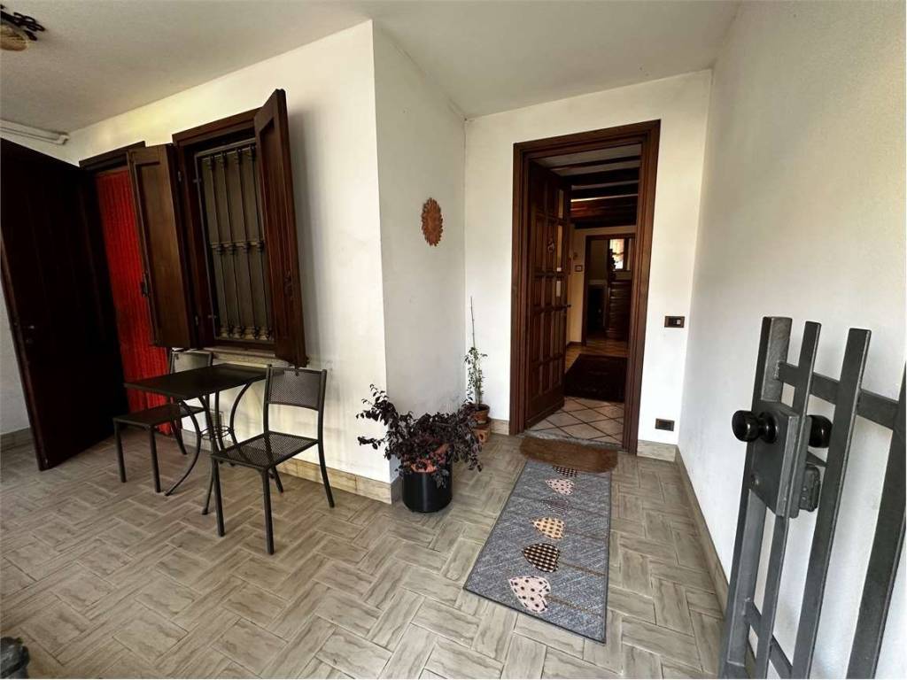 Casa indipendente a Fontaneto d'agogna - Foto 4