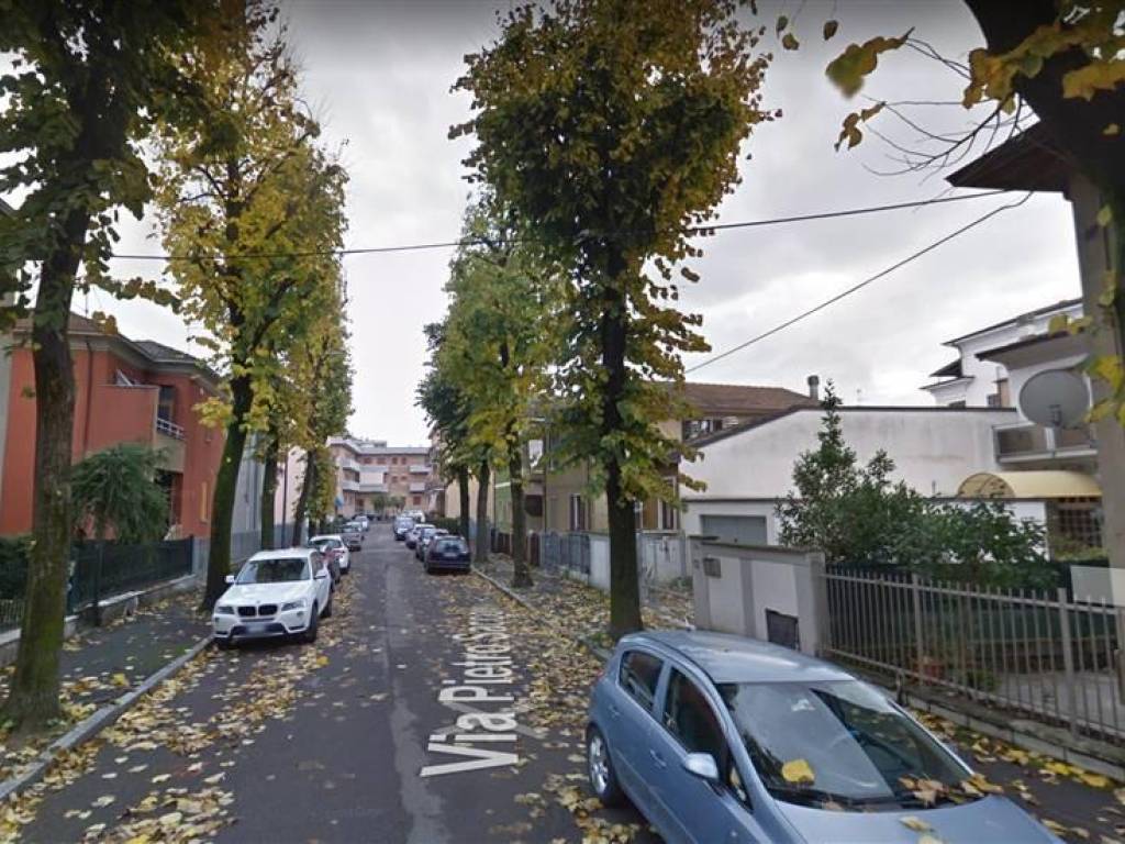 Box / garage a Piacenza in VIA SACCONI - Foto 2