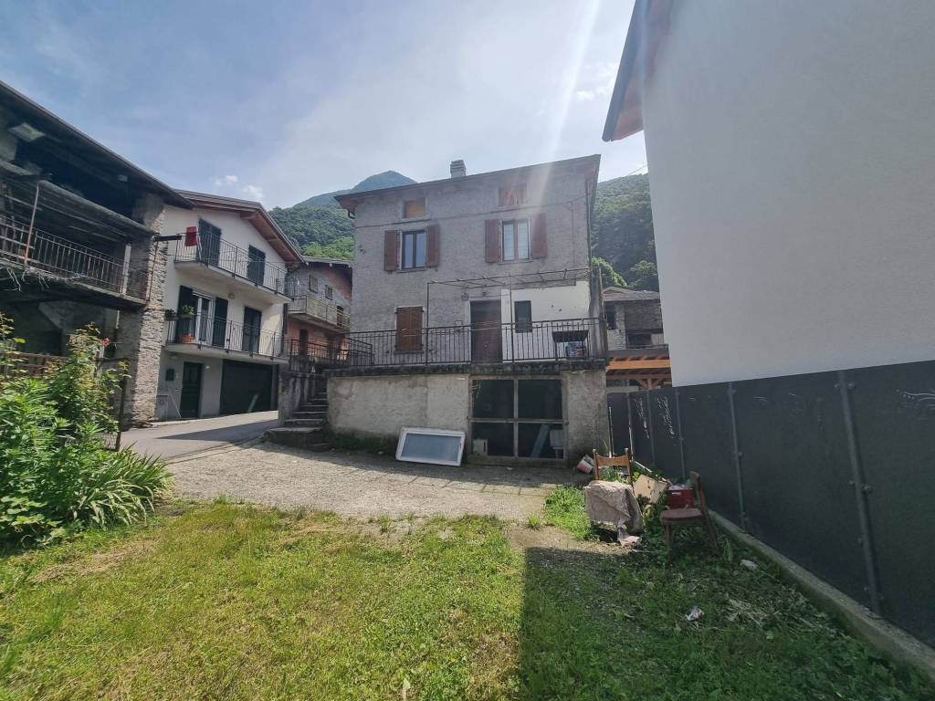 Villa a Dubino in Via Spinida, 4 - Foto 3