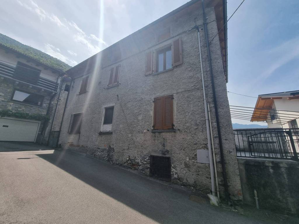 Villa a Dubino in Via Spinida, 4 - Foto 4