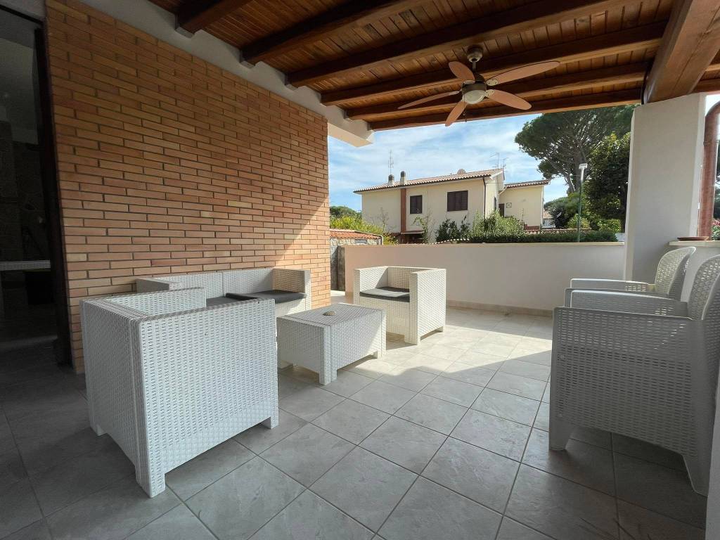 Villa a Terracina in Via Virgilio, 19 - Foto 3