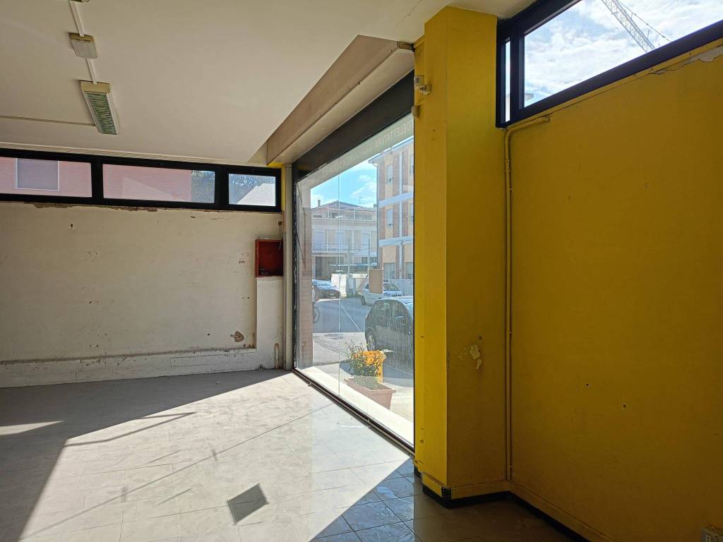 Immobile a Pesaro in Via Monte Nevoso - Foto 2