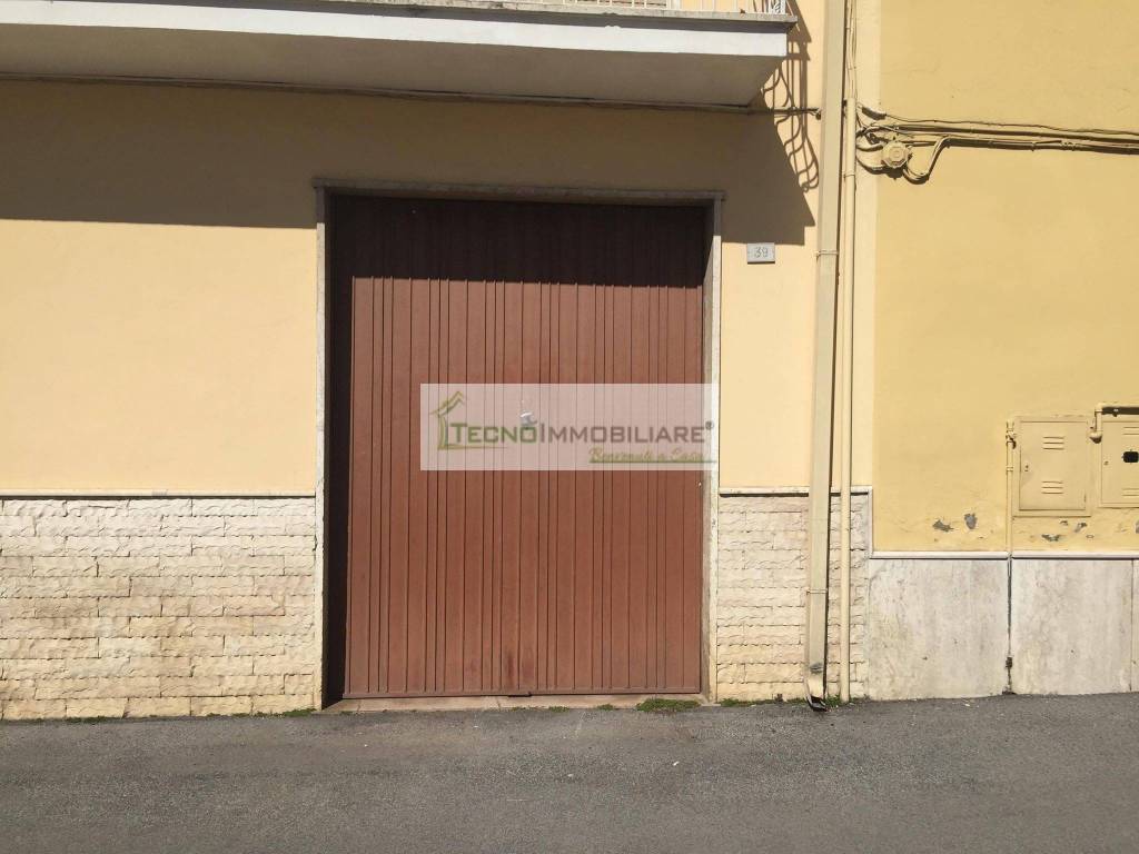 Box / garage a Pontecorvo in Piazza Giacinto Carbone - Foto 2
