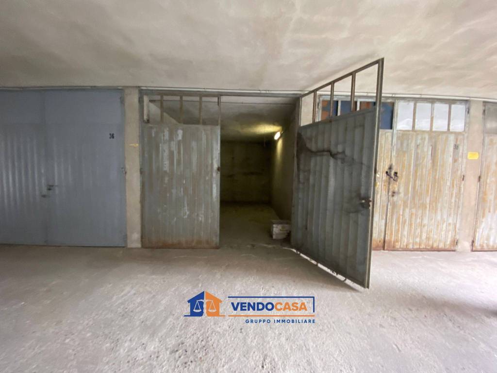 Box / garage a Alba in Corso Europa, 59 - Foto 4