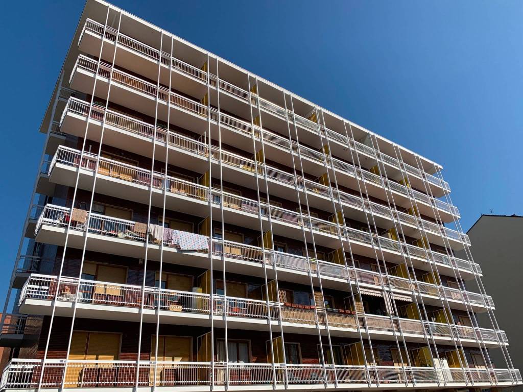 Appartamento a Torino in Via Carolina Invernizio, 5 - Foto 2