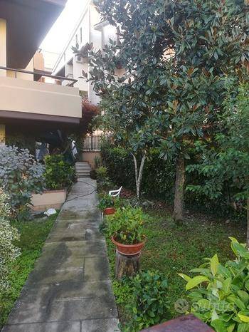 Villa a Frosinone in Via Fosse Ardeatine, 8 - Foto 3