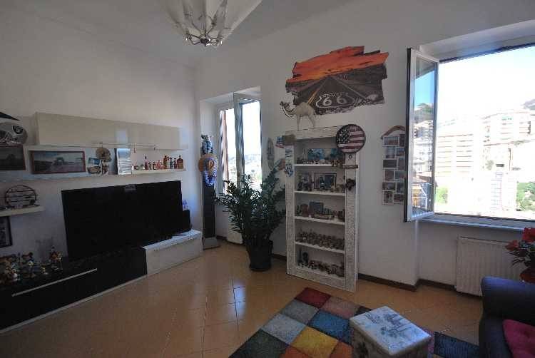 Appartamento a Genova in Via Aldo Acquarone - Foto 3