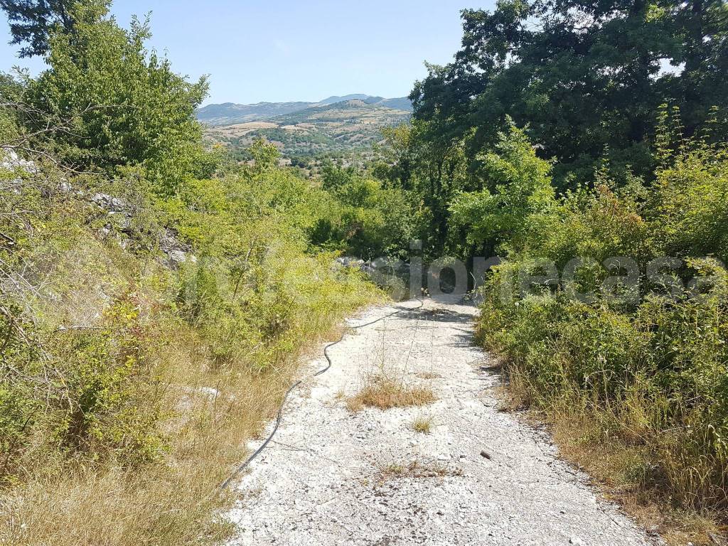 Immobile a Montenero val cocchiara in Strada Provinciale Montenero Valcocchiara - Foto 2