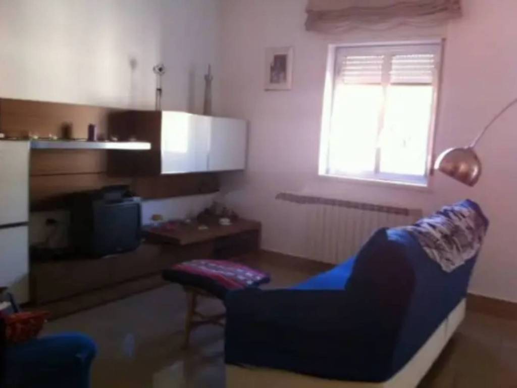 Appartamento a Caltanissetta in Via Gabriele Amico Valenti - Foto 4