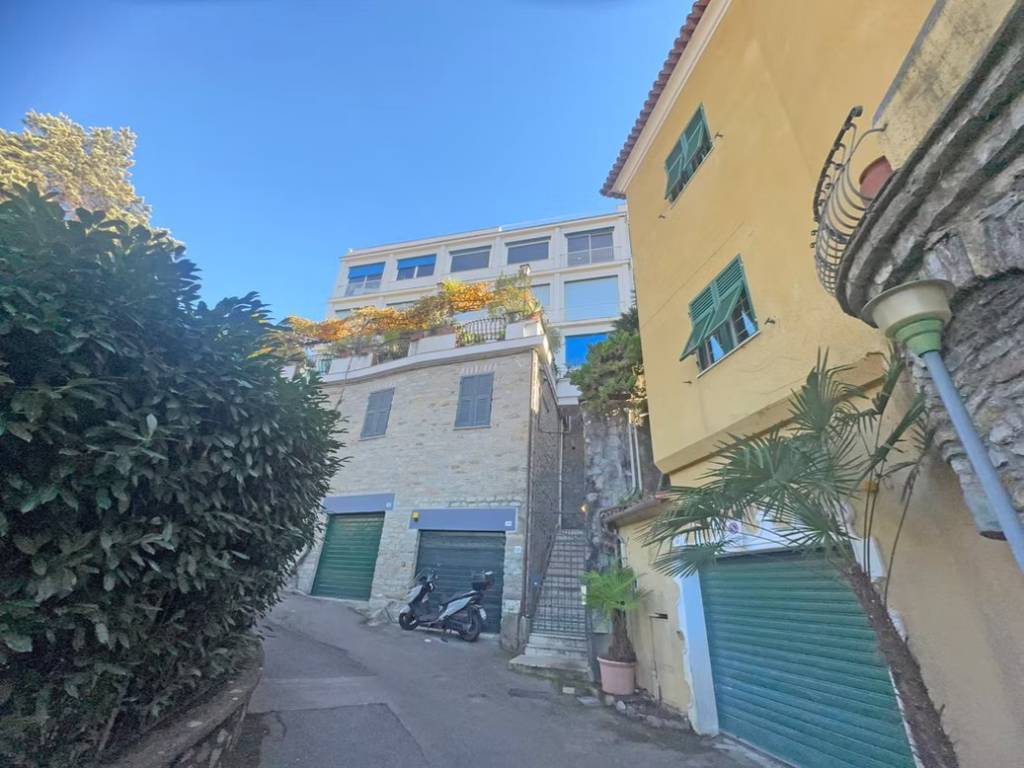 Appartamento a Rapallo in Via Privata del Parco Casana - Foto 2