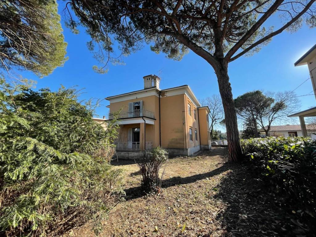 Villa a Gorizia in Viale Virgilio, 18 - Foto 3