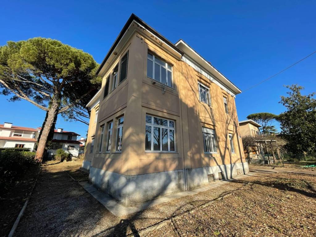 Villa a Gorizia in Viale Virgilio, 18 - Foto 5